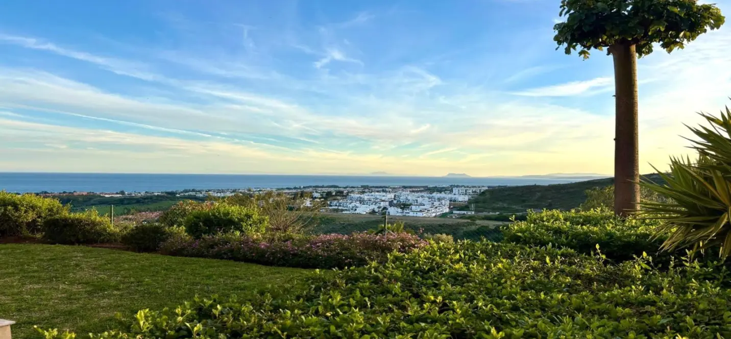 Venta de apartamento en planta baja en El Paraiso 1