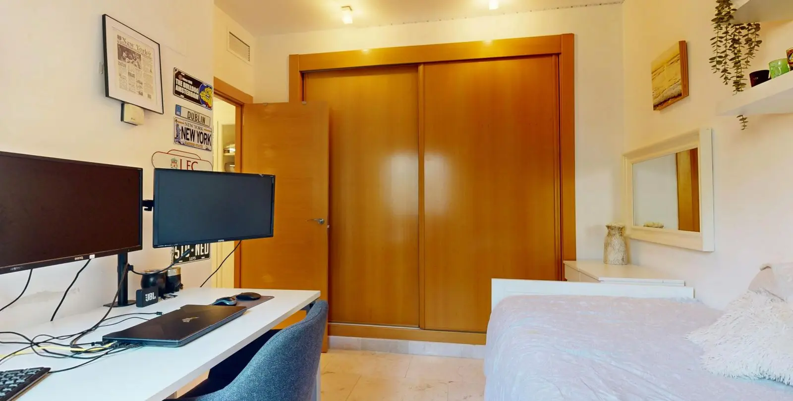 Venta de apartamento en planta baja en El Paraiso 31