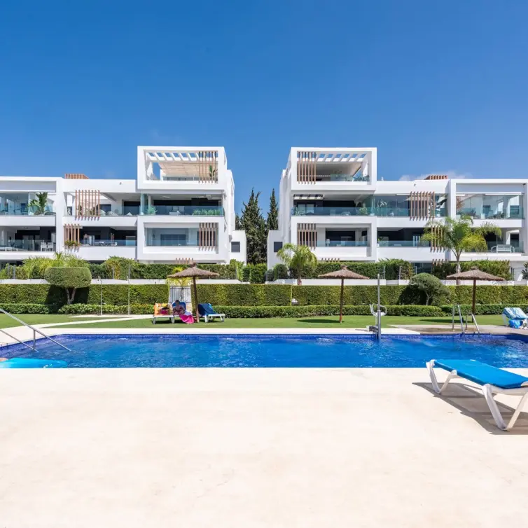 Продажа апартаментов на среднем этаже в Bel Air