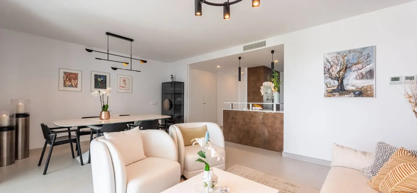 Venta de apartamento en planta media en Bel Air 3