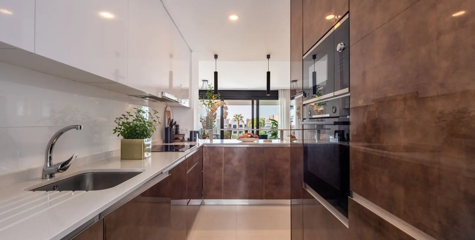 Venta de apartamento en planta media en Bel Air 11
