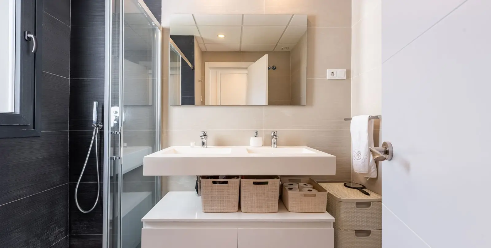 Venta de apartamento en planta media en Bel Air 18