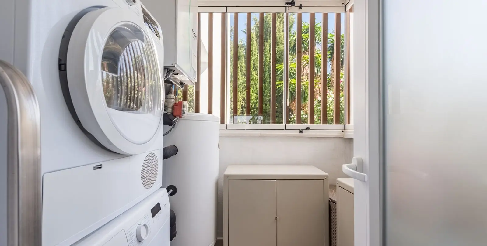 Venta de apartamento en planta media en Bel Air 25