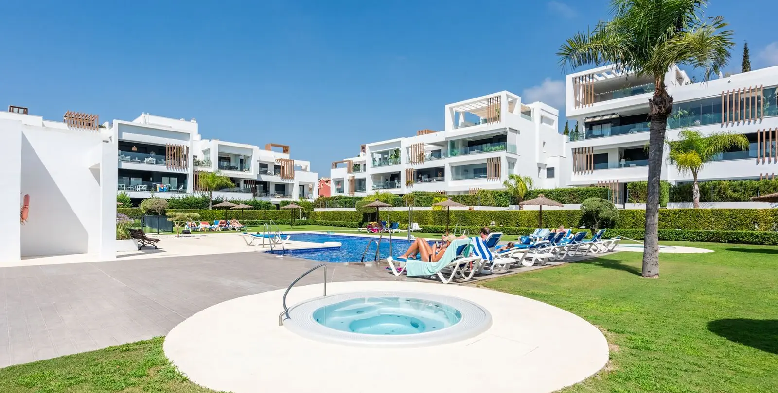 Venta de apartamento en planta media en Bel Air 29
