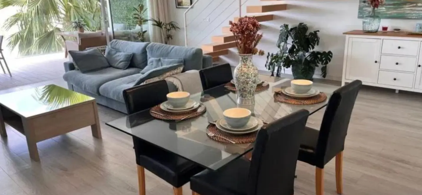 Sale of townhouse in Cancelada 0