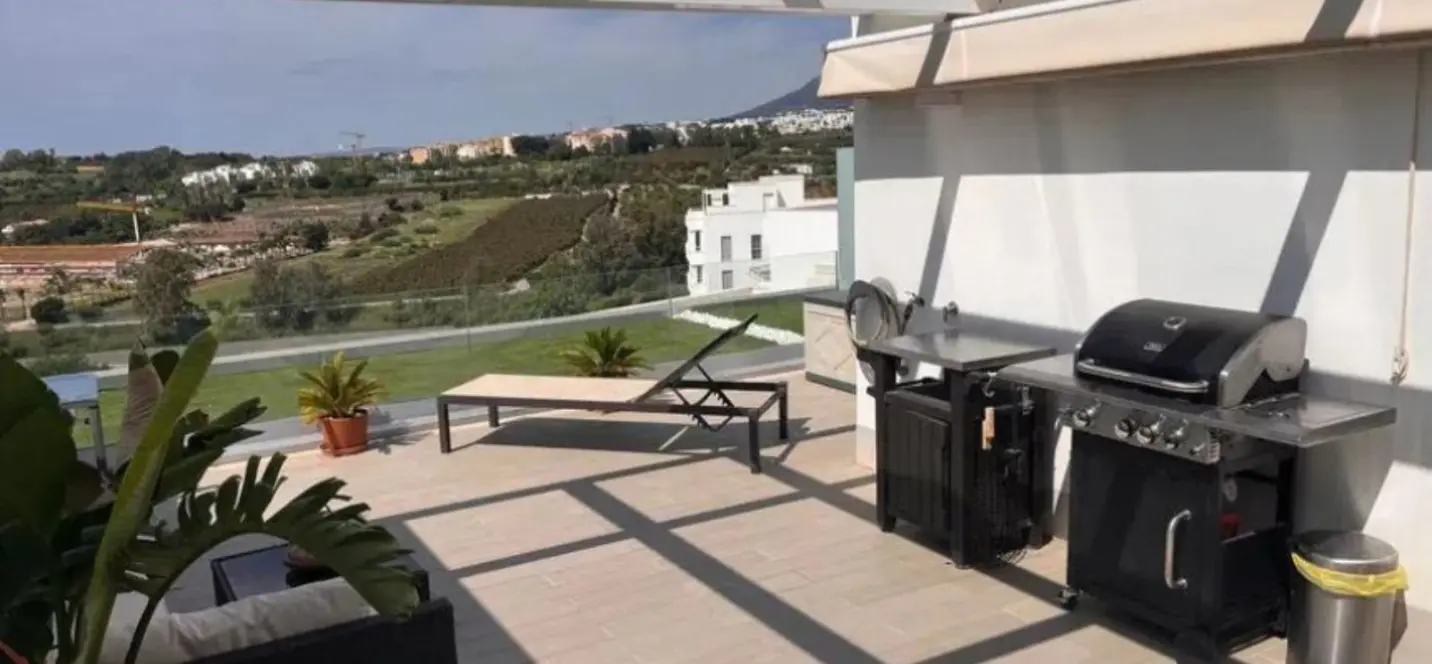 Sale of townhouse in Cancelada 1