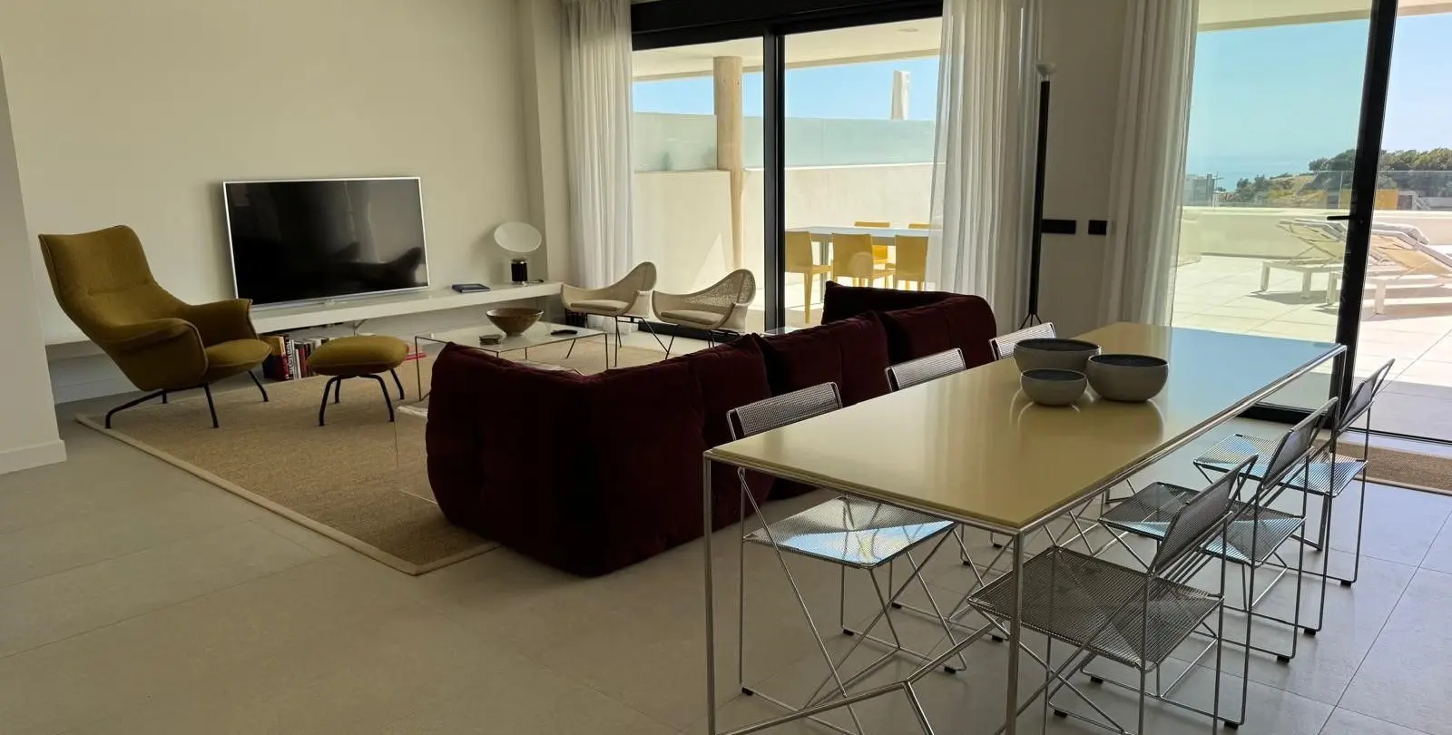 Продажа апартаментов на среднем этаже в Altos de los Monteros 4