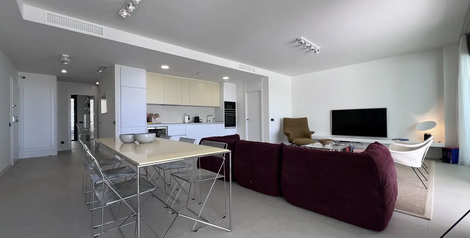Продажа апартаментов на среднем этаже в Altos de los Monteros 5