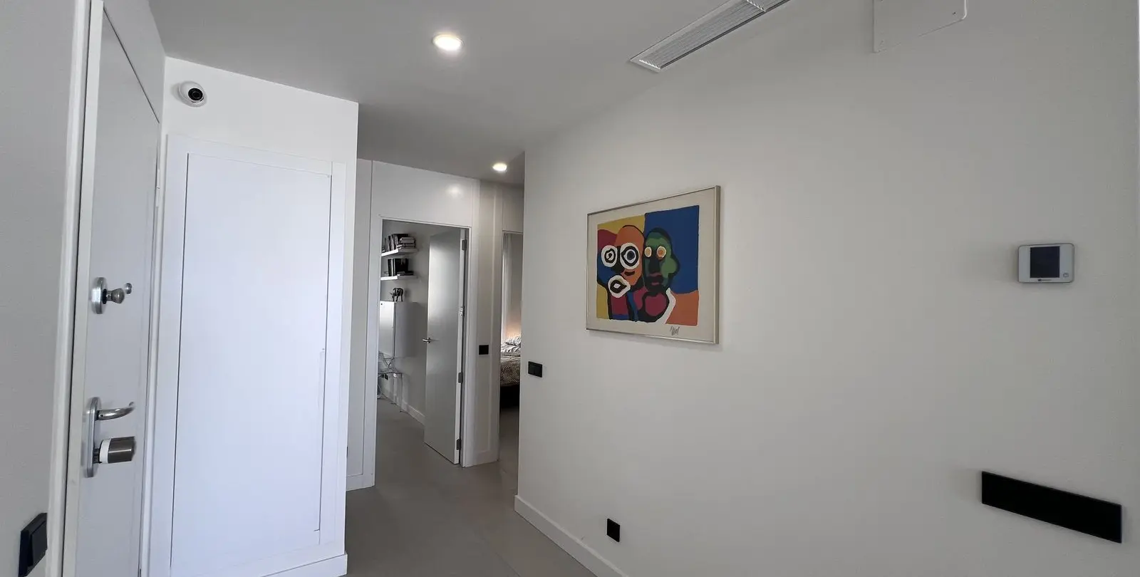 Продажа апартаментов на среднем этаже в Altos de los Monteros 6