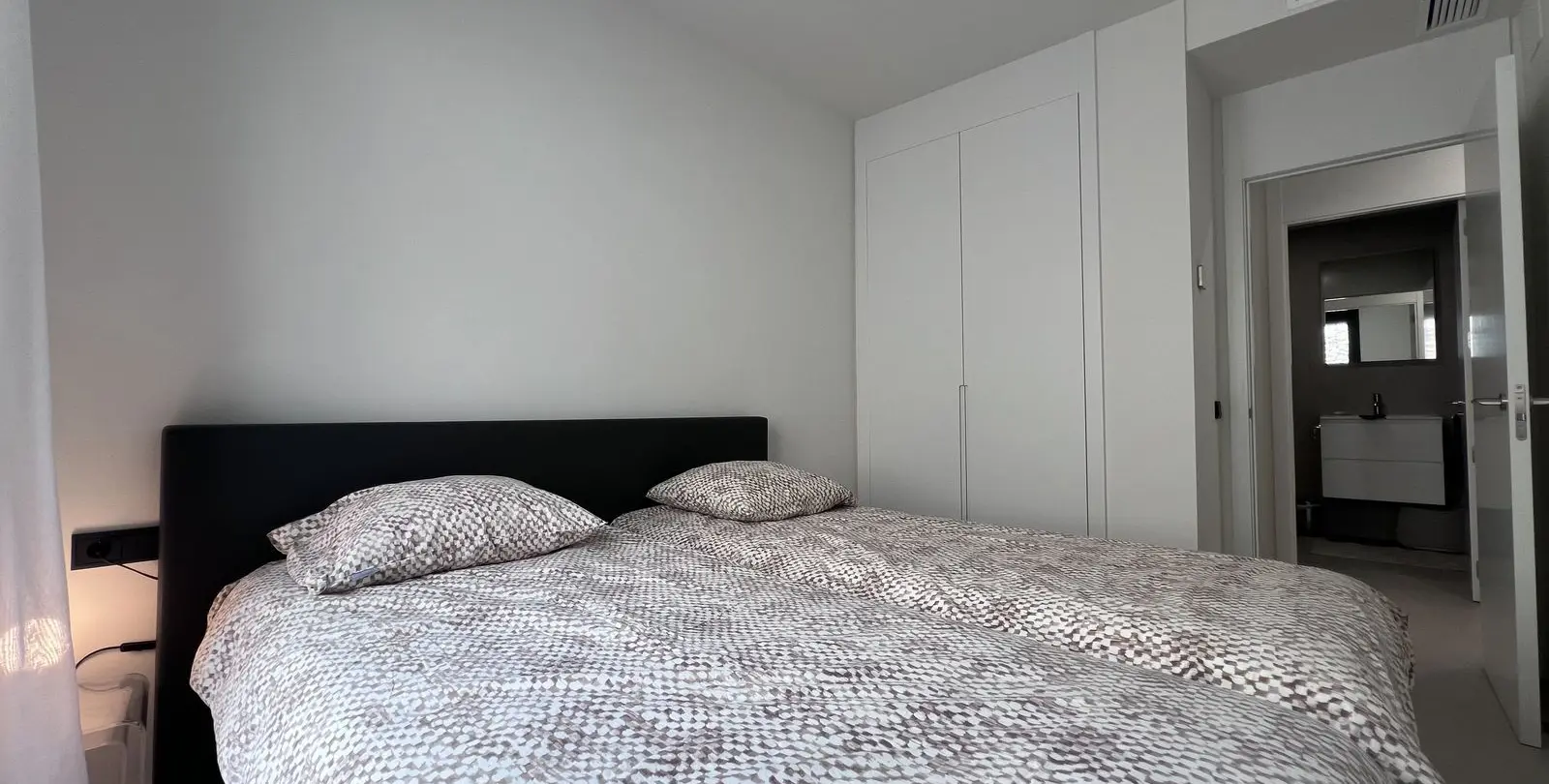 Продажа апартаментов на среднем этаже в Altos de los Monteros 18
