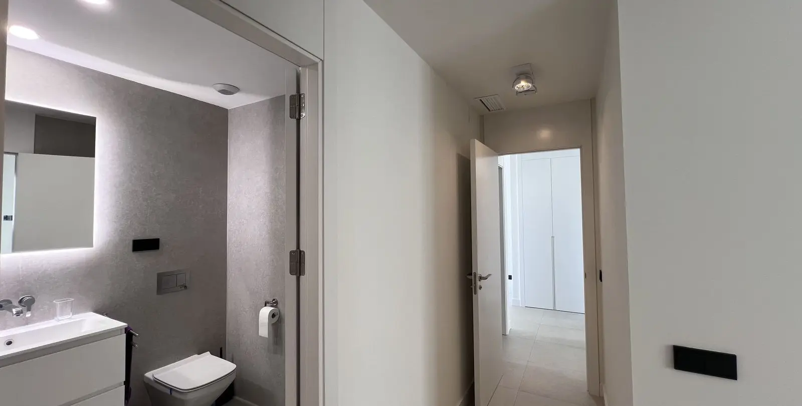 Продажа апартаментов на среднем этаже в Altos de los Monteros 20