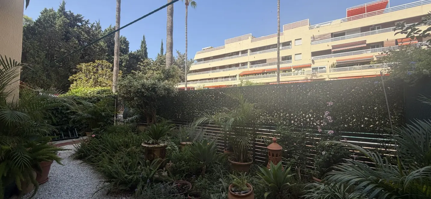 Venta de apartamento en planta baja en Marbella 3