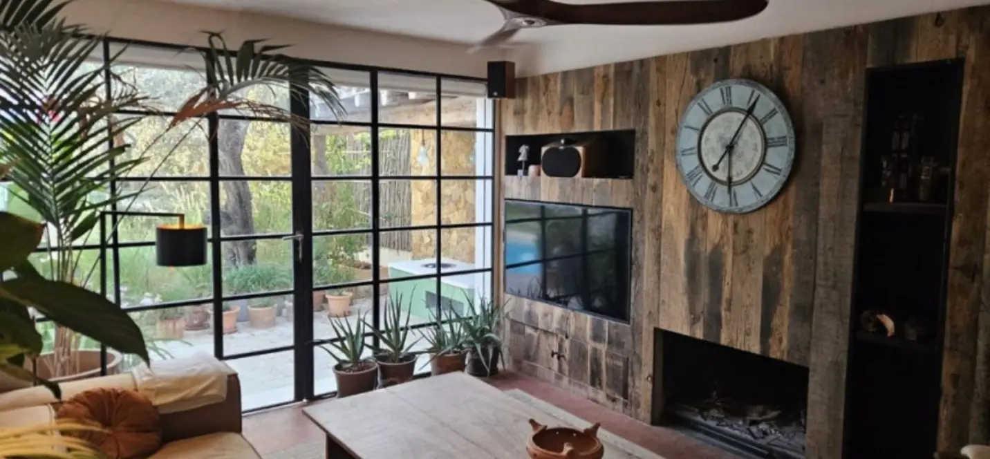 Sale of detached villa in Marbella 2
