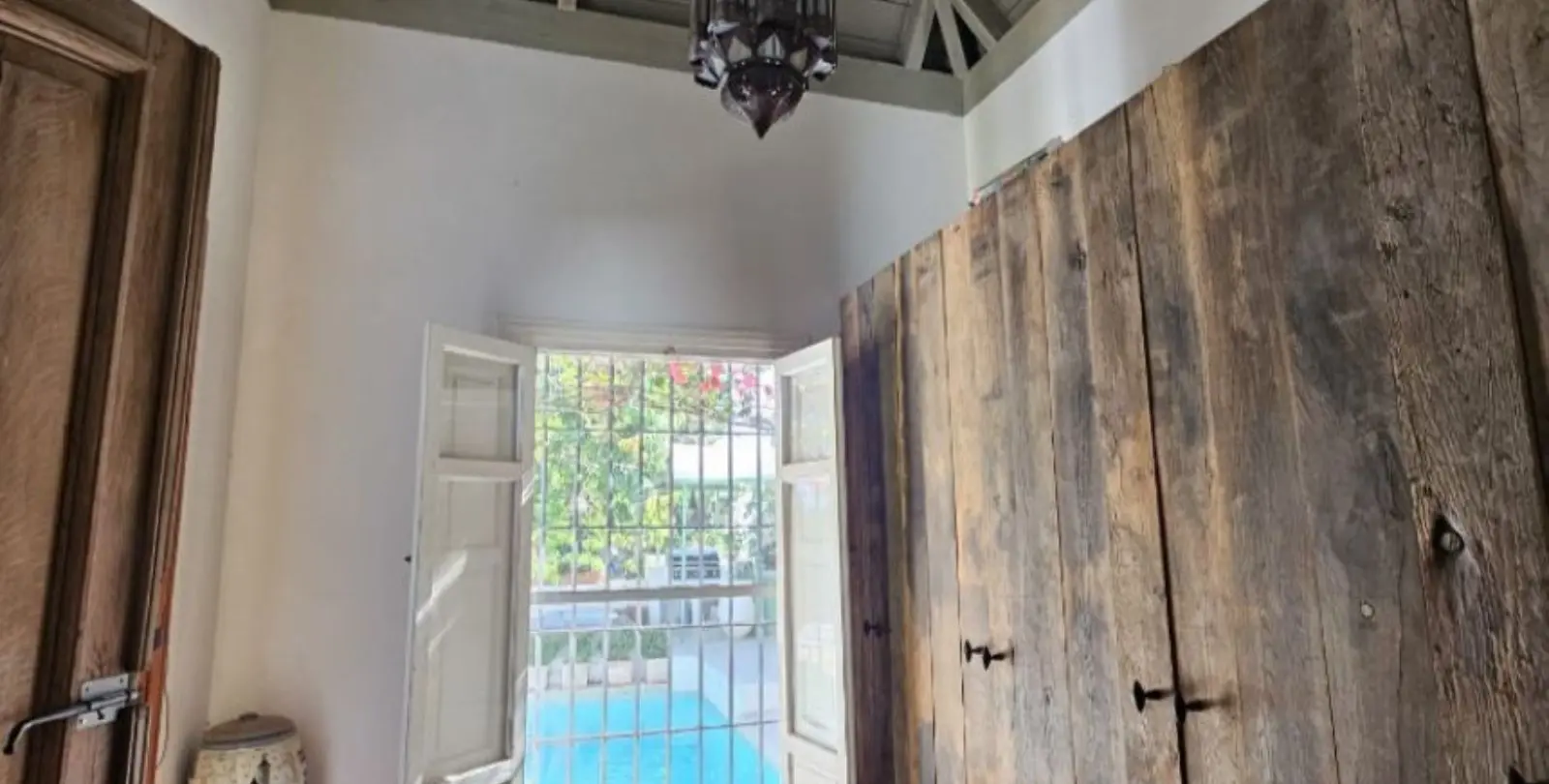 Sale of detached villa in Marbella 7