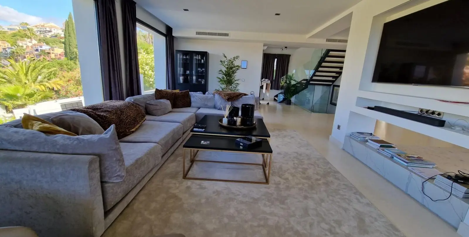 Venta de villa independiente en Nueva Andalucía 12