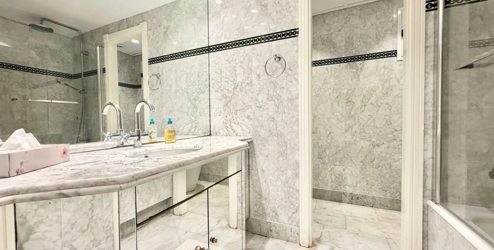 Long-term rent of ground floor apartment in The Golden Mile 22