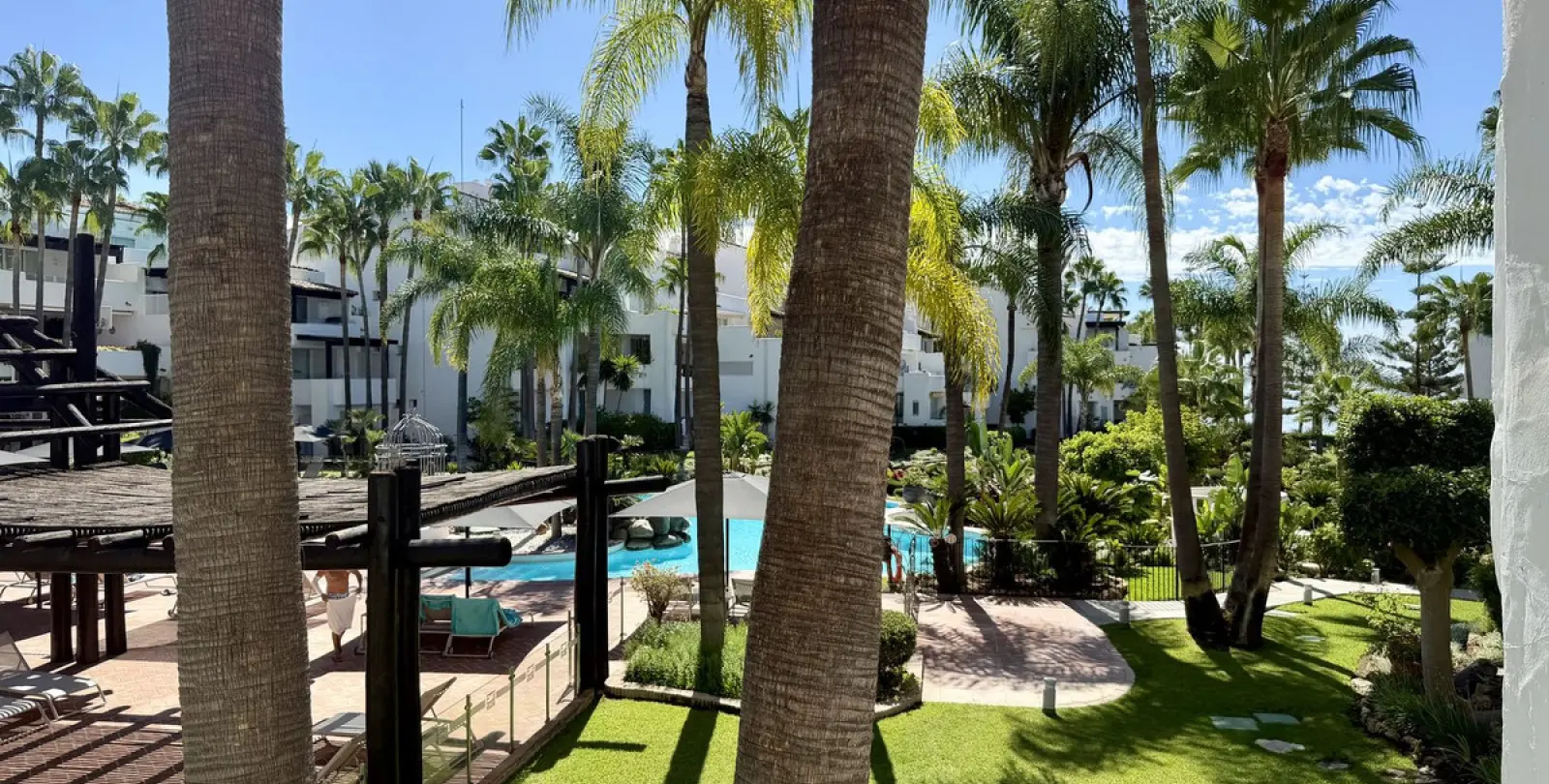 Long-term rent of ground floor apartment in The Golden Mile 26
