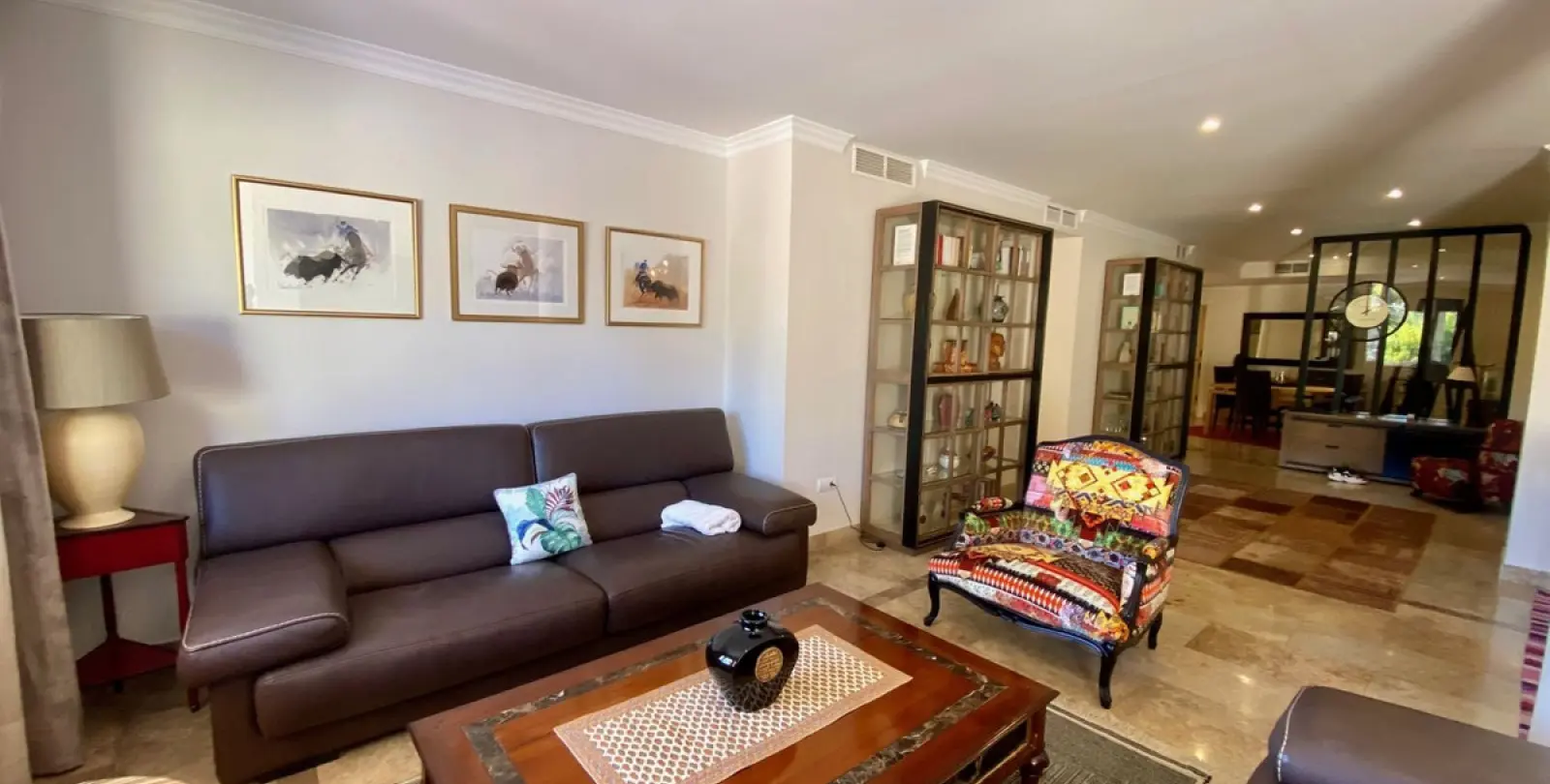 Long-term rent of middle floor apartment in The Golden Mile 6