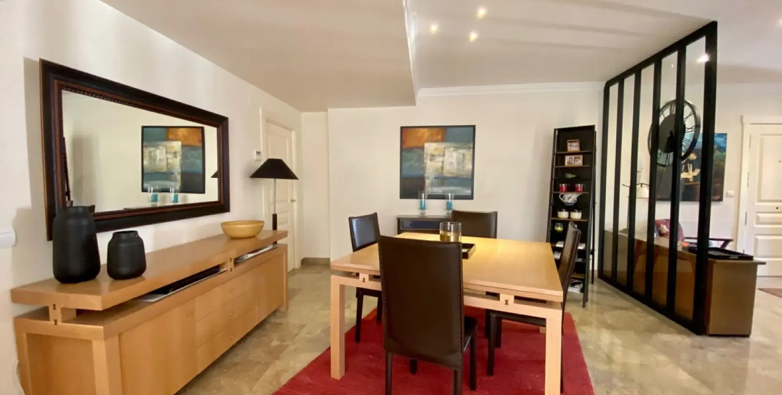 Long-term rent of middle floor apartment in The Golden Mile 11