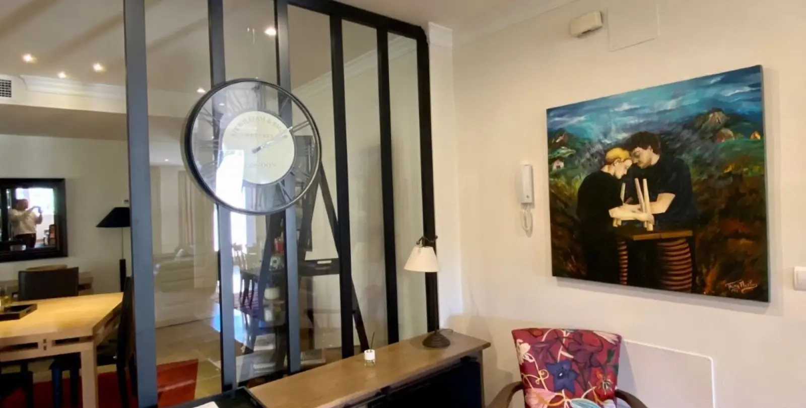 Long-term rent of middle floor apartment in The Golden Mile 12