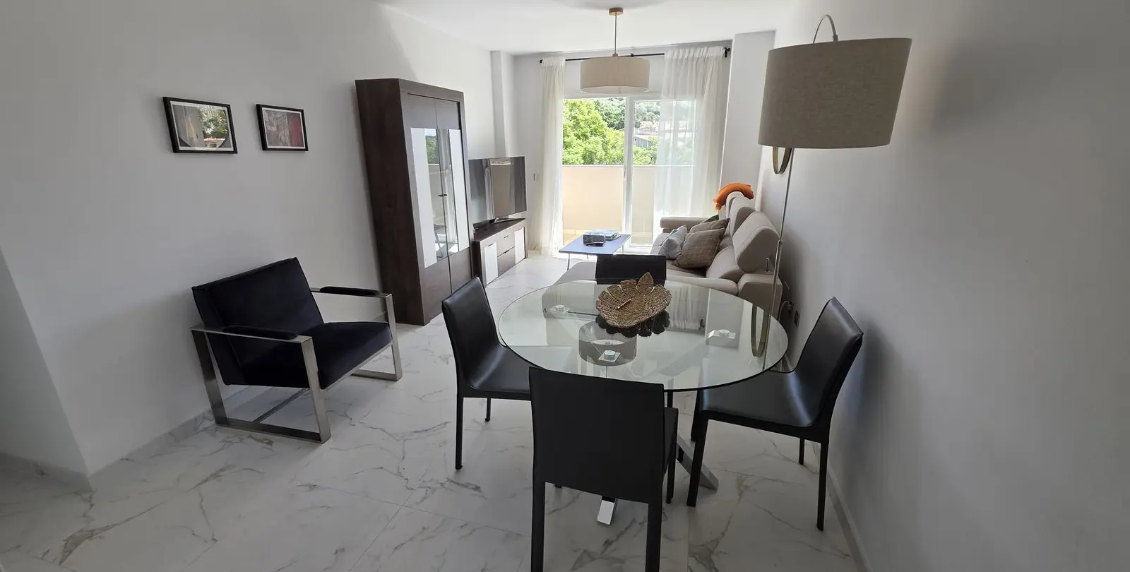 Sale of middle floor apartment in Nueva Andalucía 7