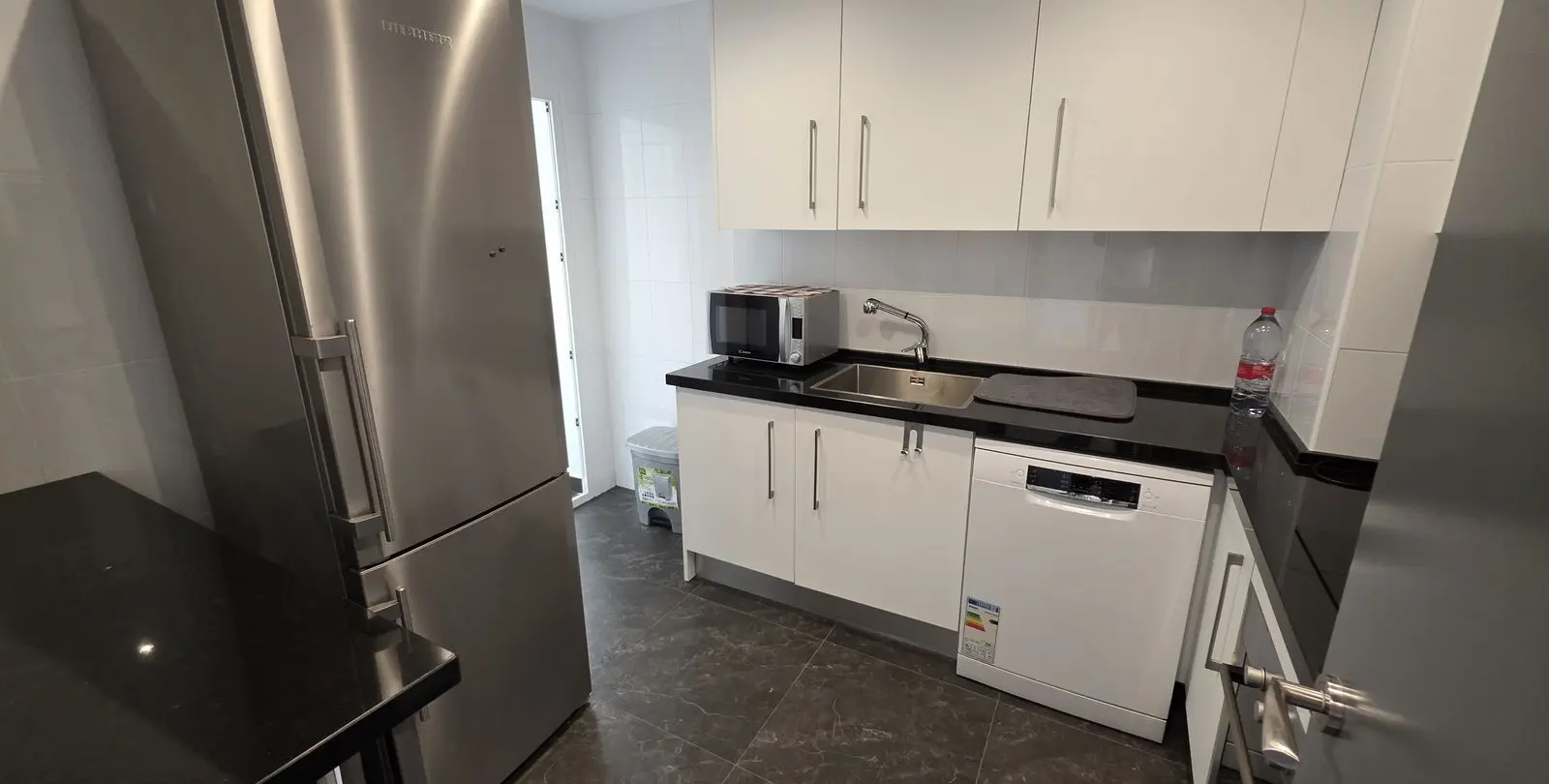 Sale of middle floor apartment in Nueva Andalucía 13