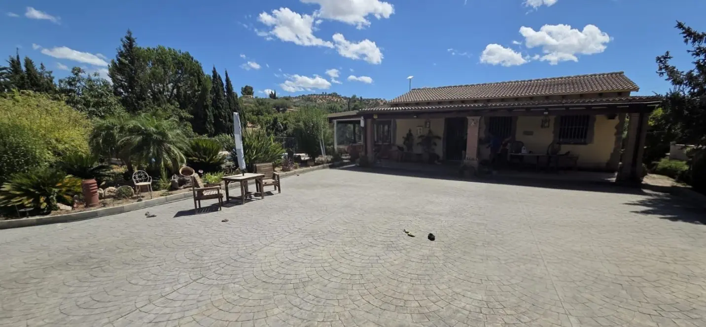 Venta de finca - cortijo en Coín 0