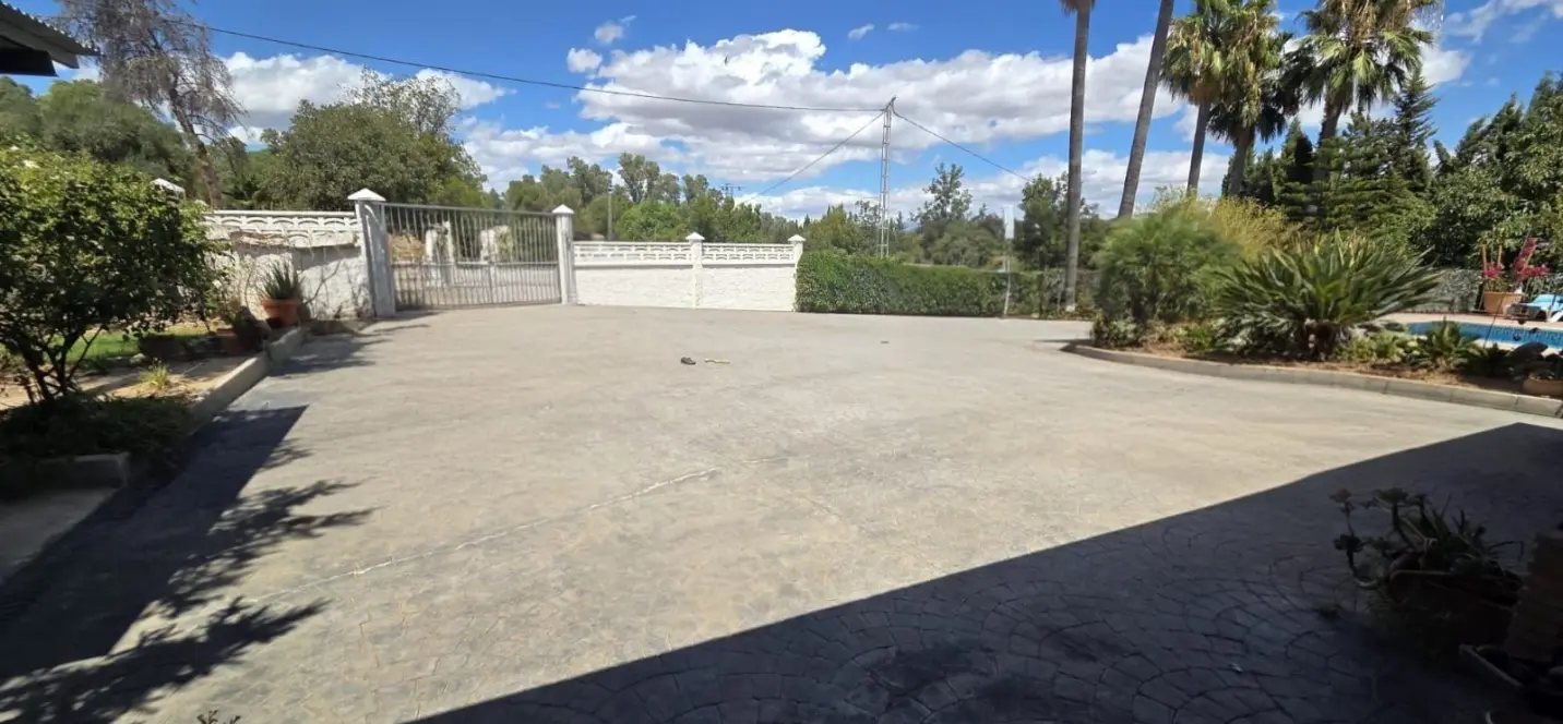 Venta de finca - cortijo en Coín 1