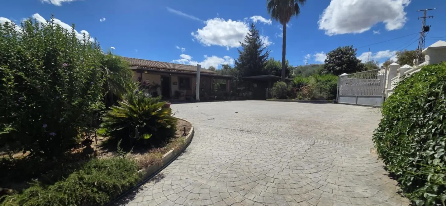 Venta de finca - cortijo en Coín 2