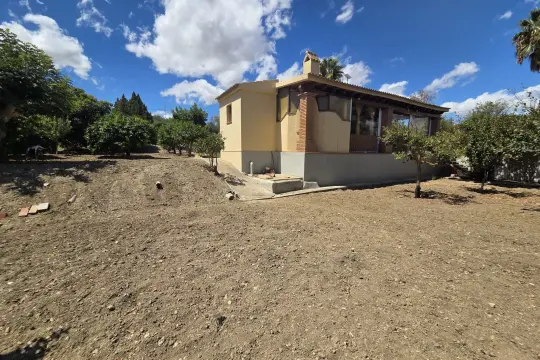 Image 6 thumb