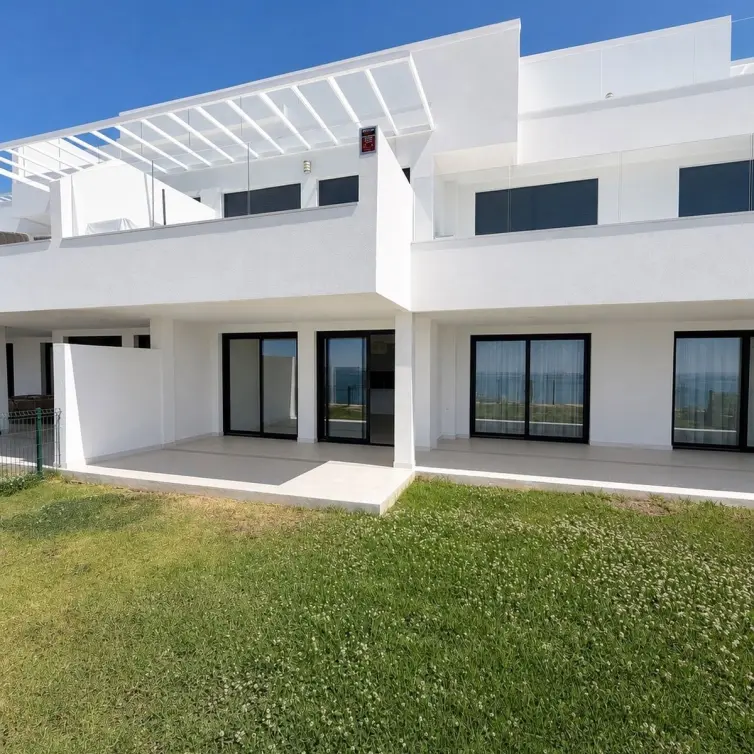 Venta de apartamento en planta baja en Casares