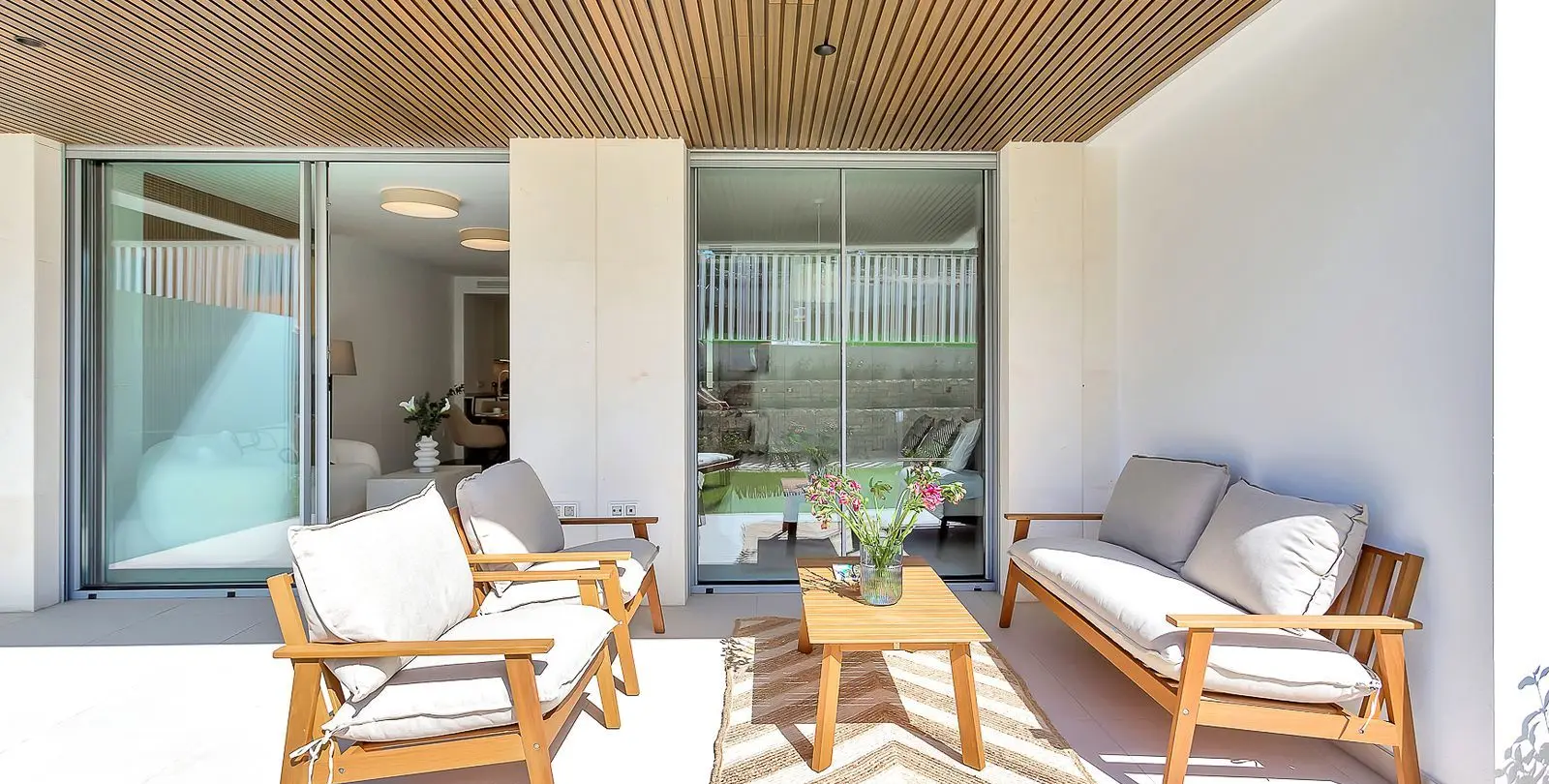 Venta de apartamento en planta baja en Elviria 11