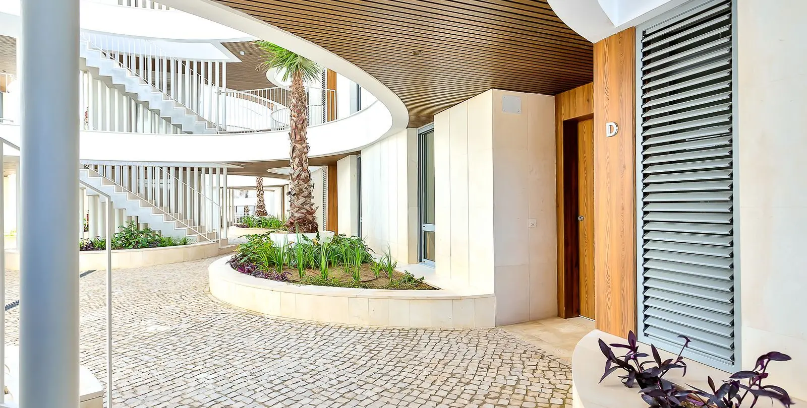 Venta de apartamento en planta baja en Elviria 30