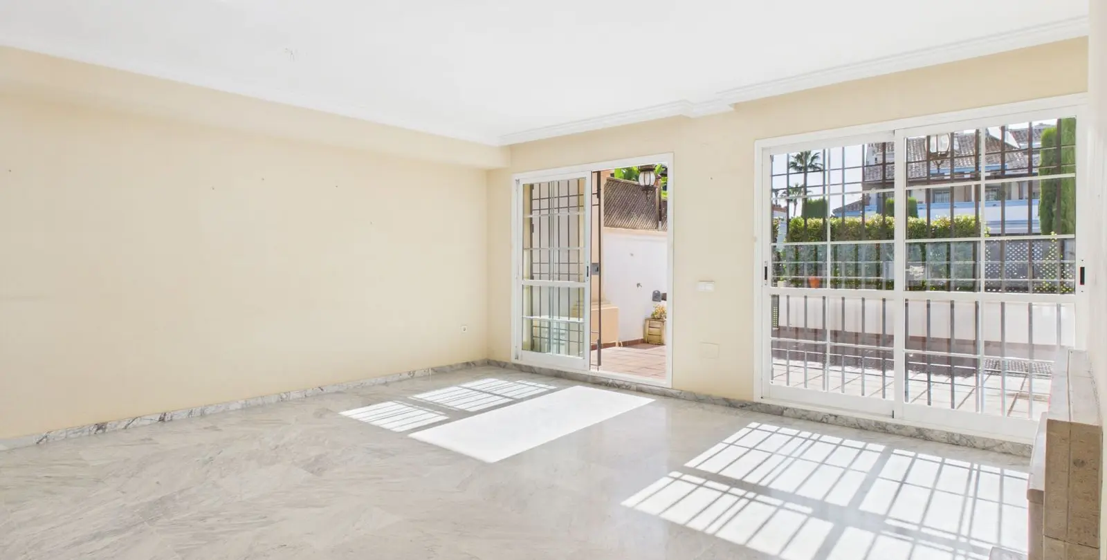 Venta de adosado en Marbella 3