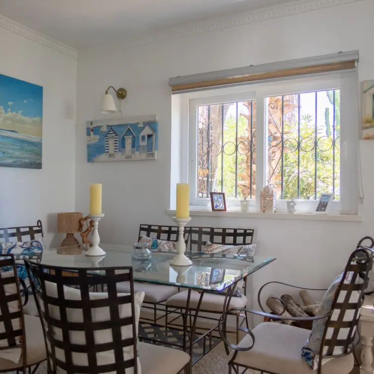 Venta de villa independiente en Estepona
