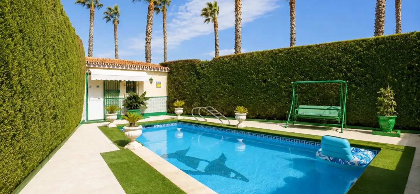 Venta de villa independiente en Rincón de la Victoria 0