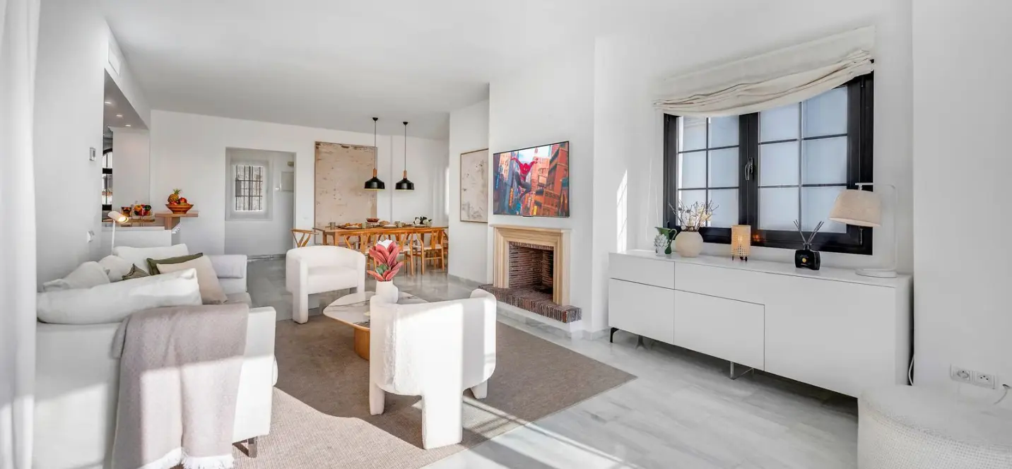 Sale of penthouse duplex in Nueva Andalucía 2
