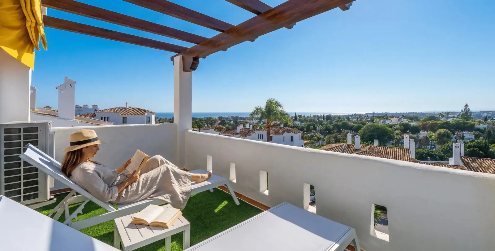 Venta de ático dúplex en Nueva Andalucía 13