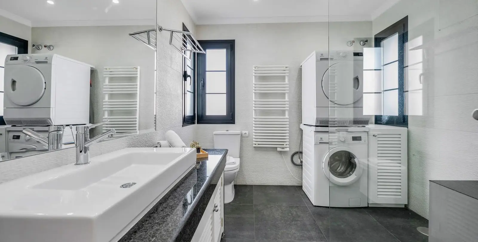 Venta de ático dúplex en Nueva Andalucía 23