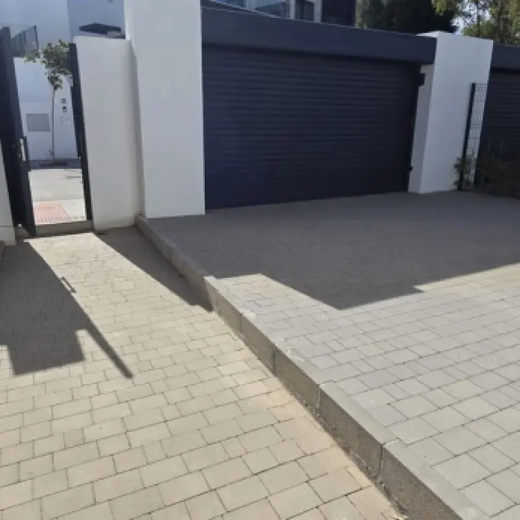 Alquiler a largo plazo de casa pareada en Atalaya