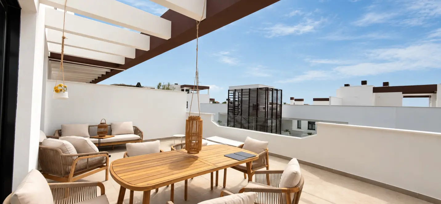 Long-term rent of penthouse duplex in New Golden Mile 0