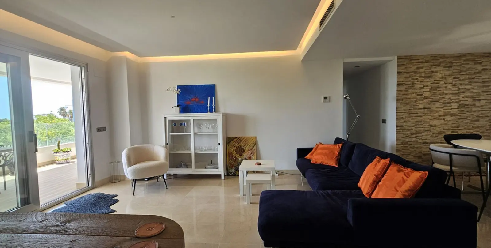 Alquiler a largo plazo de apartamento en planta media en San Pedro de Alcántara 5