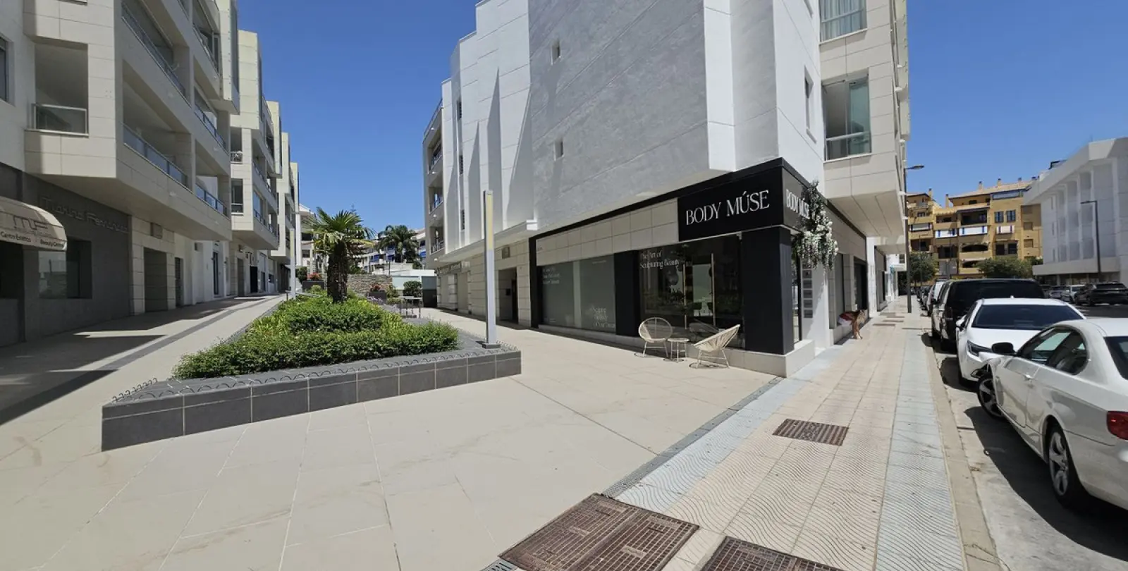 Alquiler a largo plazo de apartamento en planta media en San Pedro de Alcántara 15
