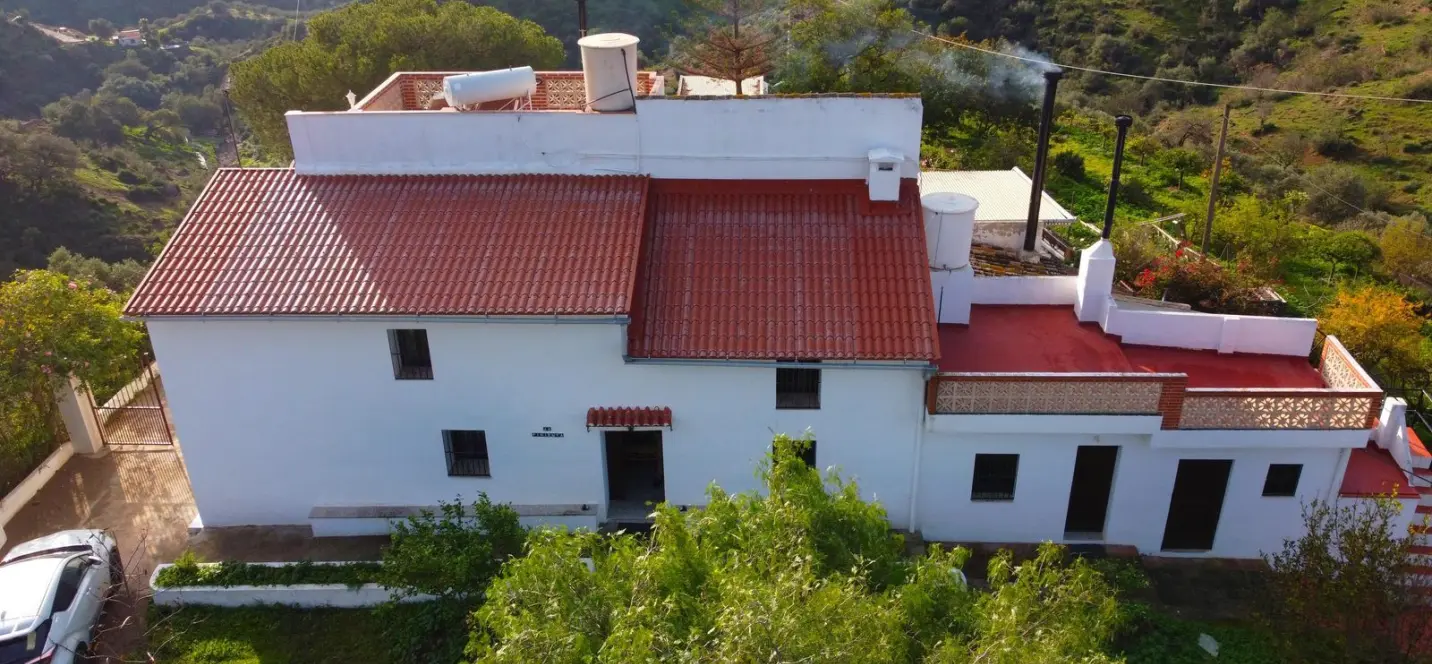 Venta de finca - cortijo en Pizarra 1
