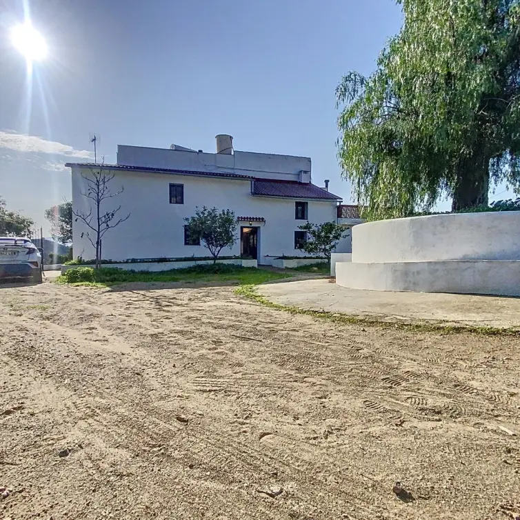 Venta de finca - cortijo en Pizarra