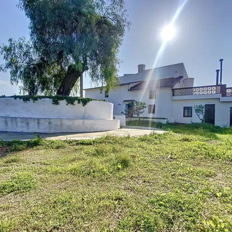 Venta de finca - cortijo en Pizarra