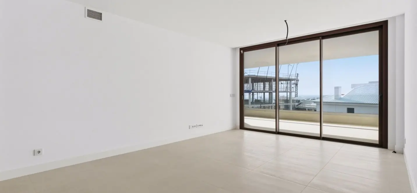 Venta de apartamento en planta media en Fuengirola 2