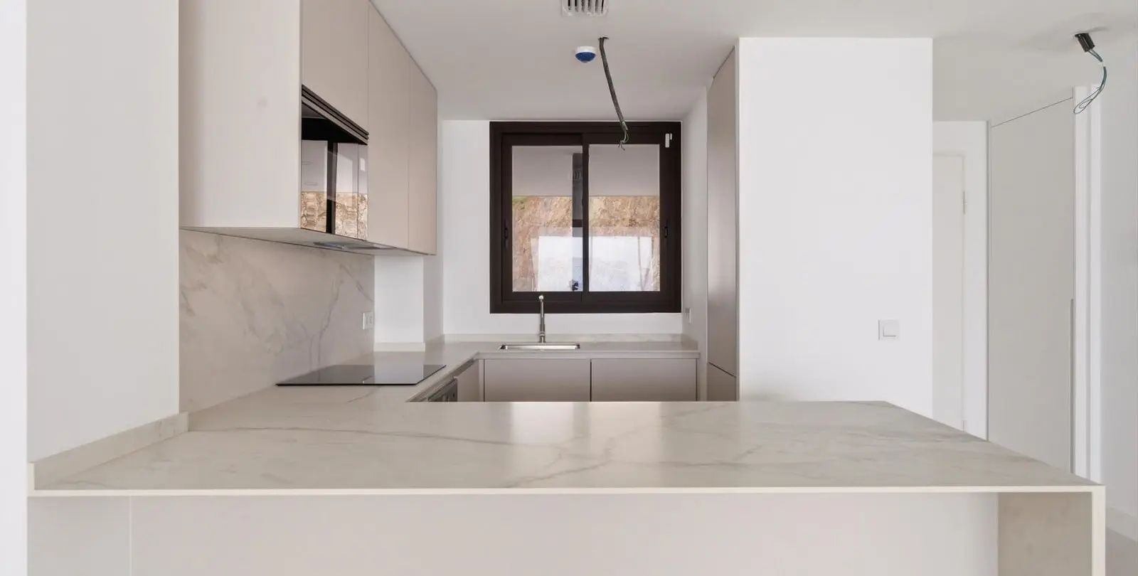 Venta de apartamento en planta media en Fuengirola 4