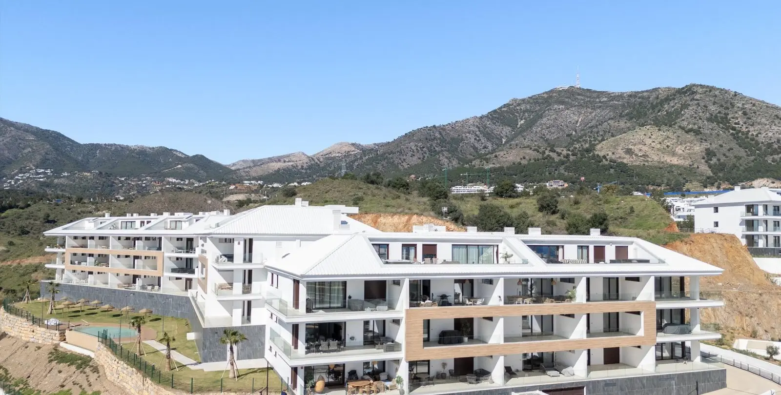 Venta de apartamento en planta media en Fuengirola 13