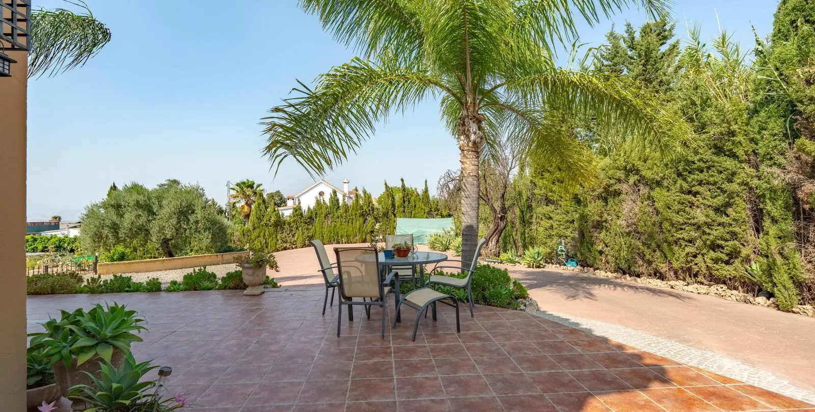 Venta de villa independiente en Coín 5